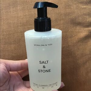 NWOB SALT & STONE Spirulina & Yuzu Facial Cleanser ORG $40